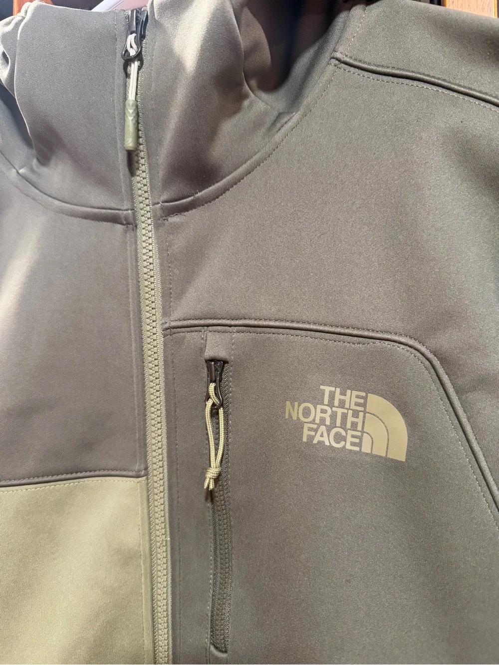The North Face Men’s XL Apex Risor Hooded Softshell Jacket Olive Green Full Zip